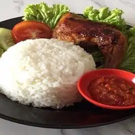 Gambar Makanan Ayam Penyet Sambal Ijo Bang Jamal 8