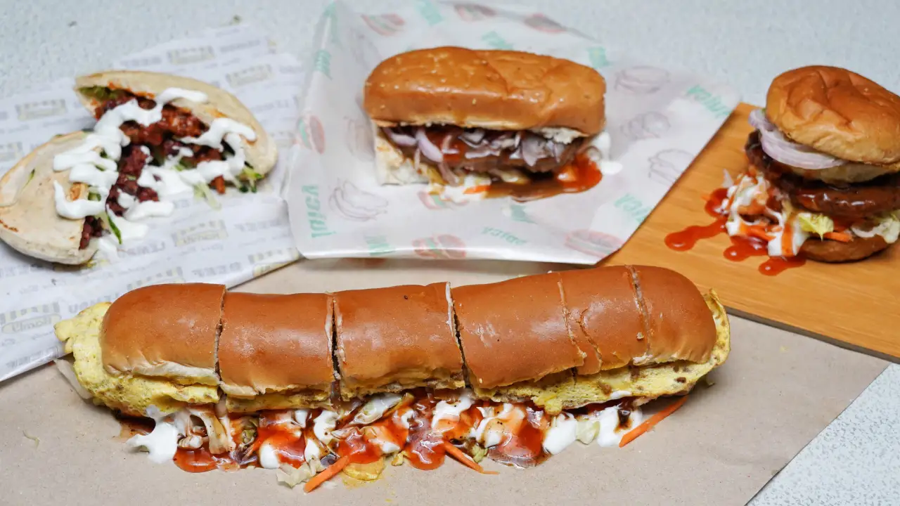 Burger Celup, Roti John & Kebab