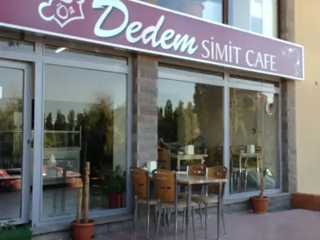 Öz Dedem Simit Cafe'nin yemek ve ambiyans fotoğrafları 1