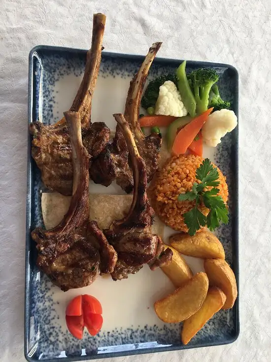 Neda Restaurant'nin yemek ve ambiyans fotoğrafları 10