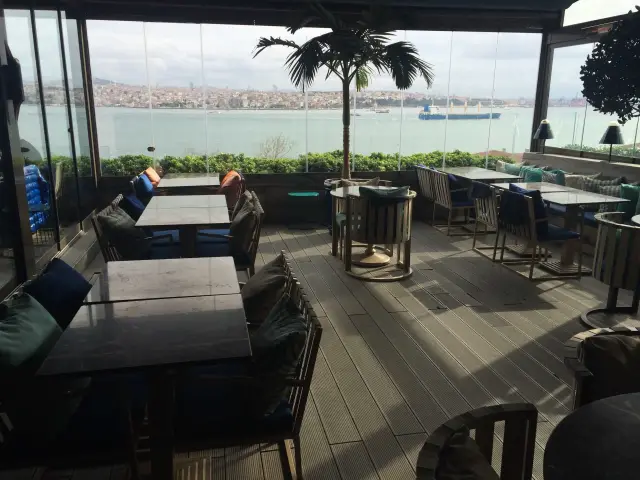 Lulu Hookah Lounge - Zimmer Hotel Bosphorus'nin yemek ve ambiyans fotoğrafları 11