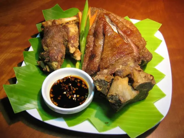 Alejandro's Crispy Pata Food Photo 1