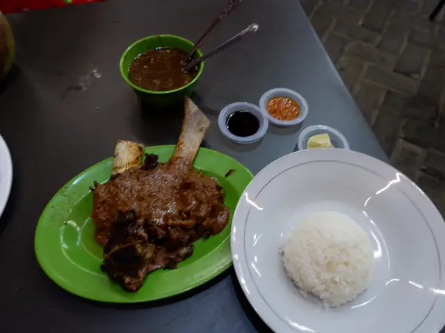 Gambar Makanan Sop Konro Karebosi 10