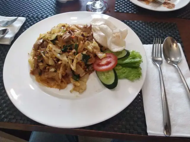 Gambar Makanan Kumalawangi - Royal Amaroossa Hotel 14