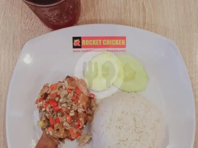 Gambar Makanan Rocket Chicken, Manggar 8