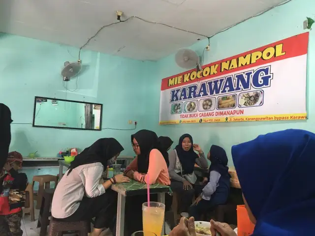 Gambar Makanan Mie Kocok Nampol 4