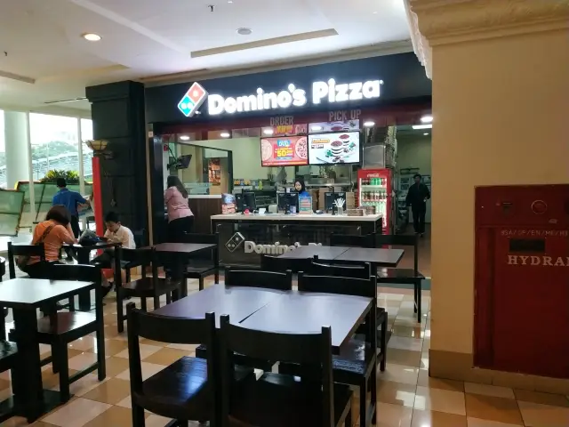 Gambar Makanan Domino's Pizza 6