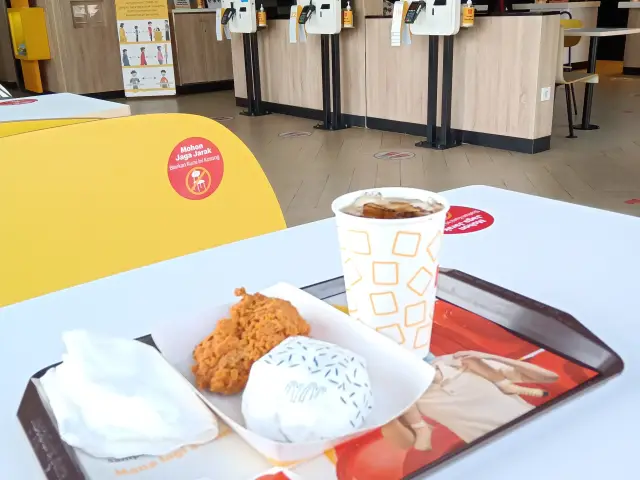 Gambar Makanan McDonald's 3