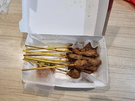 Gambar Makanan Sate Babi Bawah Pohon 10