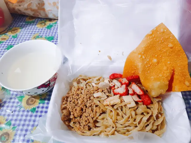 Gambar Makanan Bakmi Ka Heng 12