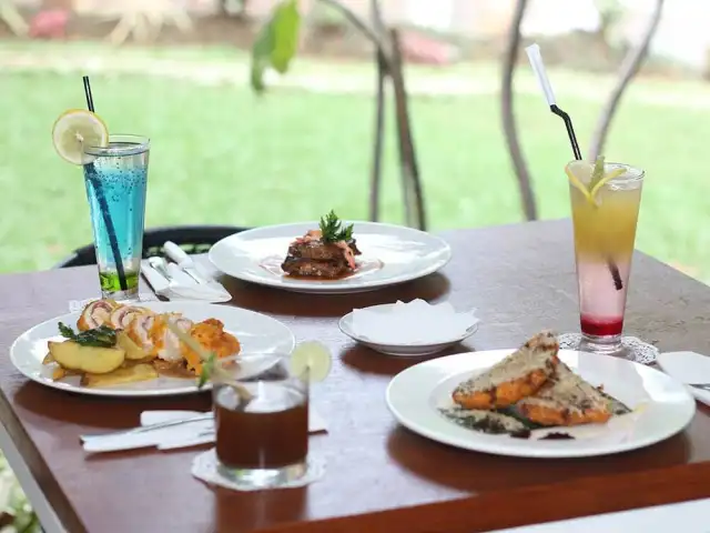 Gambar Makanan Casa Loma Resto & Lounge 3
