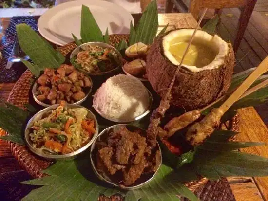 Gambar Makanan Paon Bali Resto and Bar 5