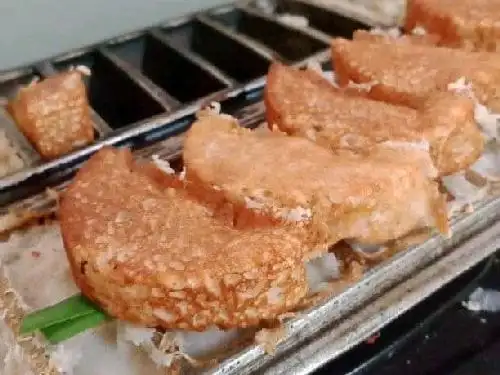 Kue Pancung Kue Zaman Old Nan Eksis,jln jeruk