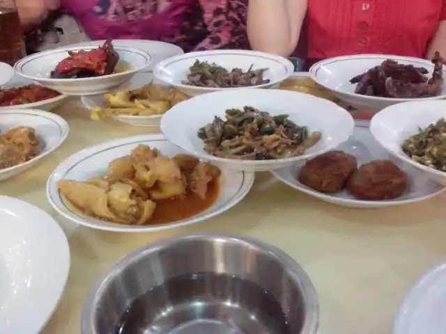 Gambar Makanan RM Padang Simpang Raya 9