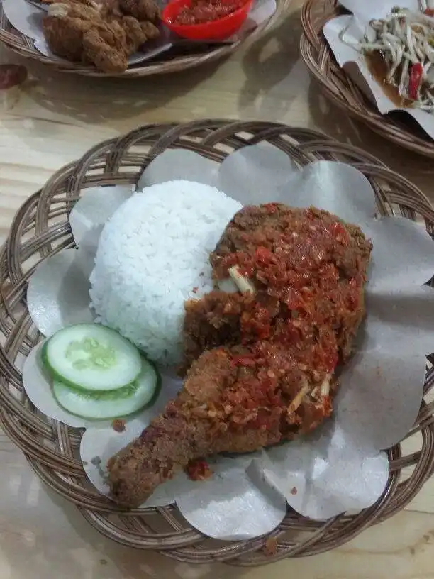 Gambar Makanan Ayam Geprek 5