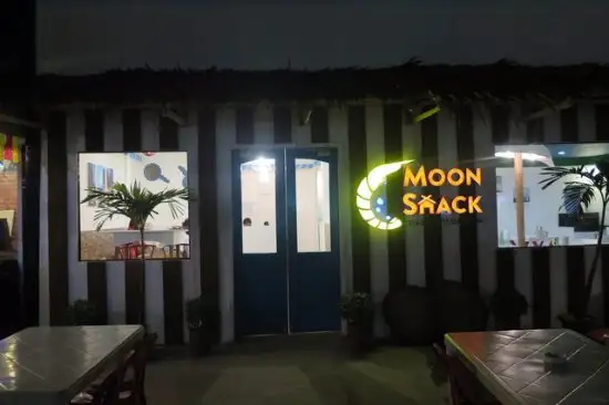 Moon Shack