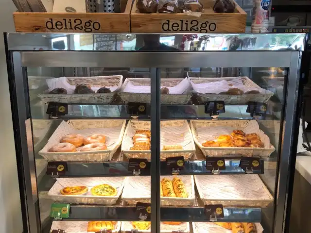 Deli2go @ Shell Food Photo 2