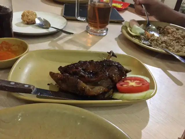 Gambar Makanan Ikan Bakar Cianjur 14