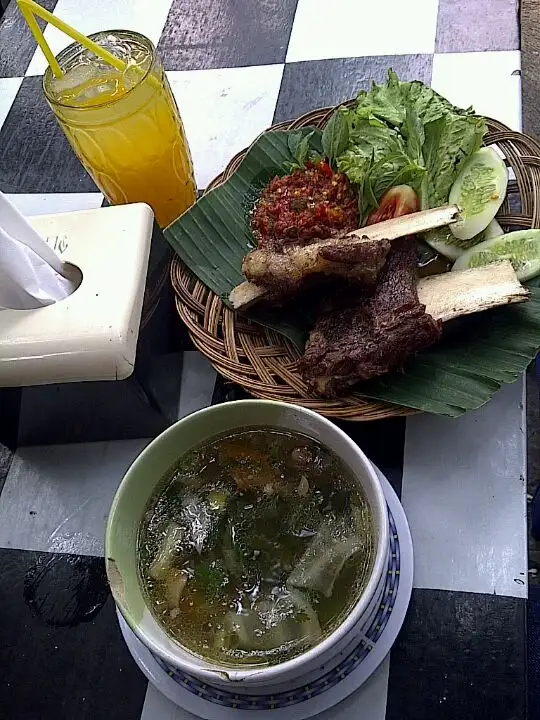 Gambar Makanan Restoran Vegetarian Karunia Baru 10