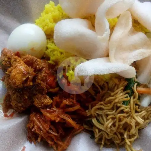 Gambar Makanan Nasi Kuning Warung Sinar, Panakkukang 8