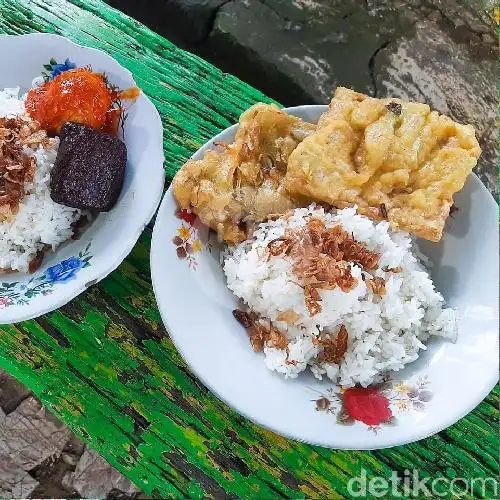 Gambar Makanan Nasi Uduk dan Ketupat Sayur Bang Ian, Wayhalim 8