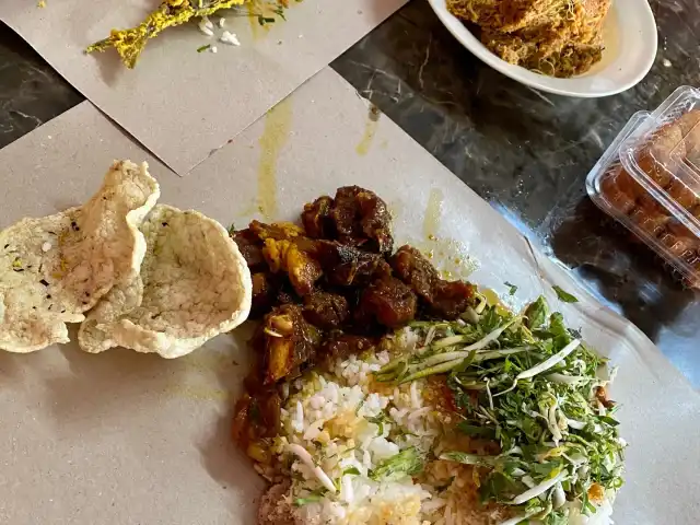 Liniey Nasi Kerabu Tumis Food Photo 6