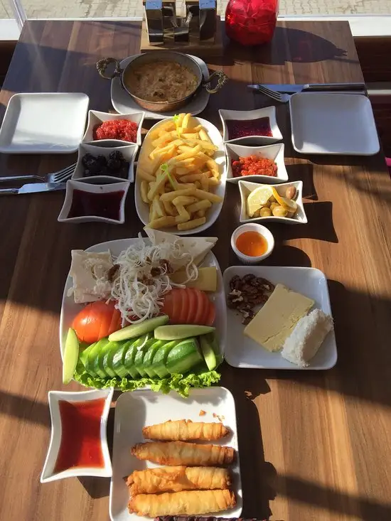 Gölyazı Hancıoğlu Cafe'nin yemek ve ambiyans fotoğrafları 2