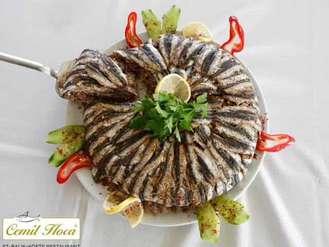 Cemil Hoca Et & Balık Restaurant'nin yemek ve ambiyans fotoğrafları 2