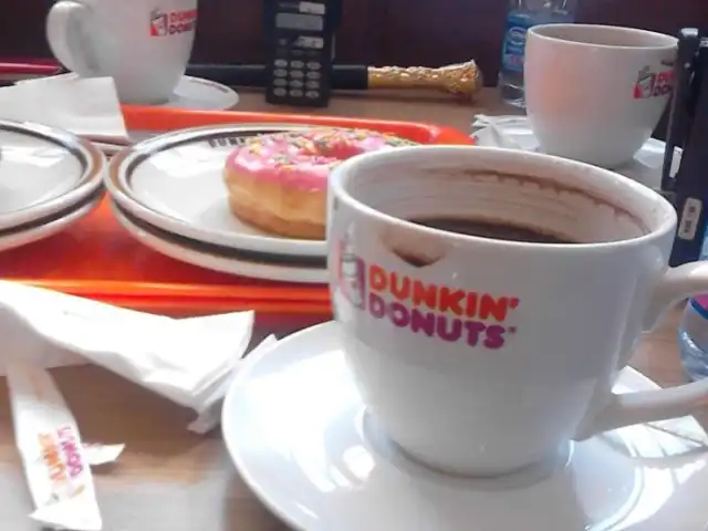 Gambar Makanan Dunkin' Donuts Stasiun Cirebon 7