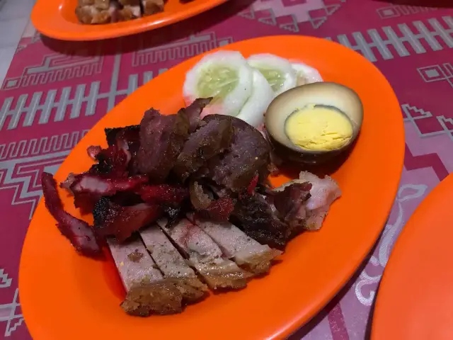 Gambar Makanan RM. Nasi Campur Kebon Jahe 3