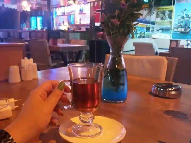 alaaddin Bistro Steak House'nin yemek ve ambiyans fotoğrafları 2