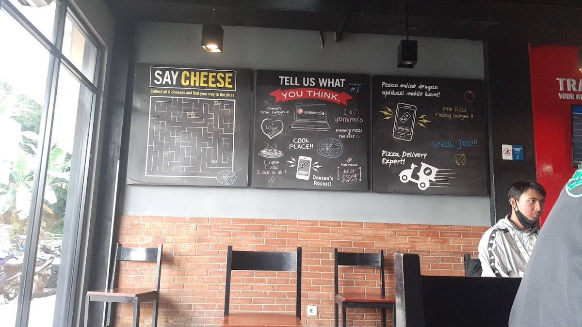 Domino's Pizza terdekat Restoran dan Tempat Makan Pizza terdekat di Depok