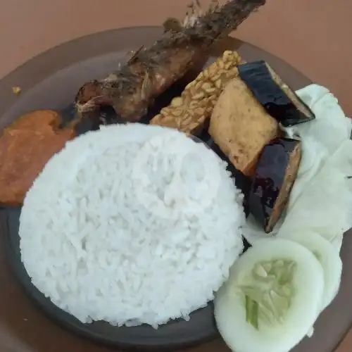 Gambar Makanan Warung Lalapan 89, Sumber Rejo 3