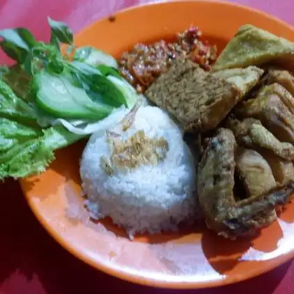 Gambar Makanan Pecel Ayam Ibu Endang, Kebayoran Lama 1