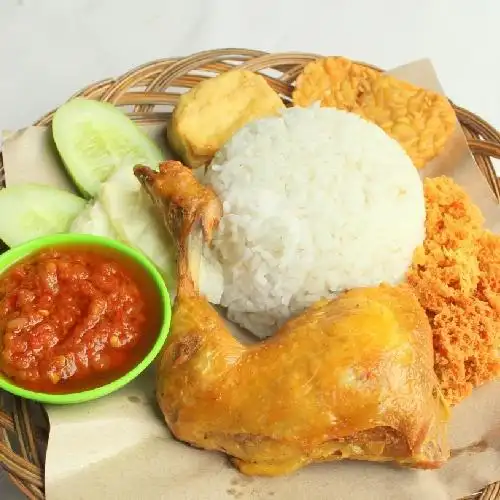 Gambar Makanan Warjo Ayam Goreng, Klender 16