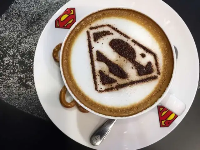 DC Comics Superheroes Cafe Food Photo 10