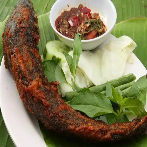 Gambar Makanan Ayam Penyet Surabaya, Ringroad 18