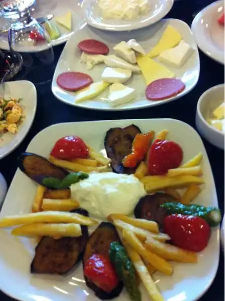 Göl Restaurant'nin yemek ve ambiyans fotoğrafları 33