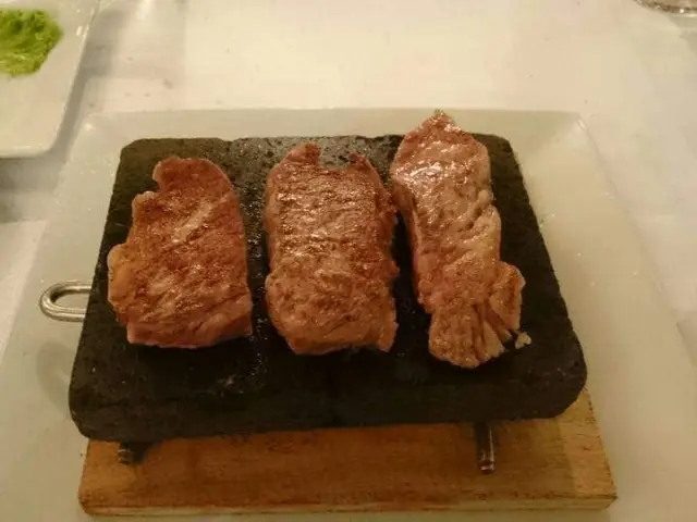 House of Wagyu Stone Grill Food Photo 4
