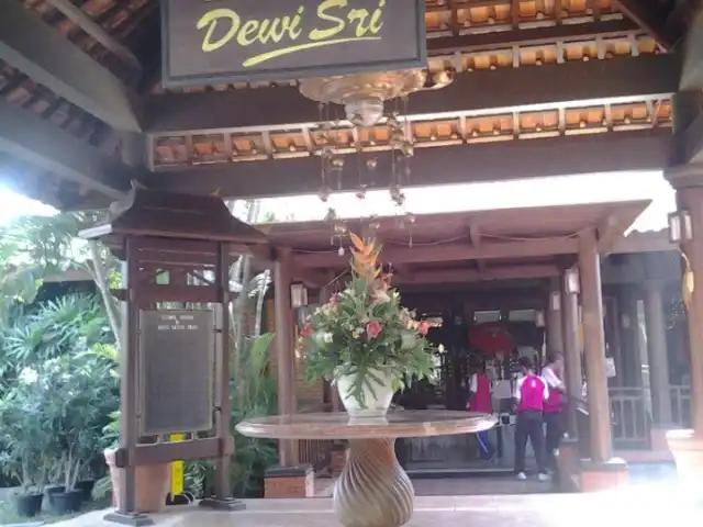 Gambar Makanan Dewi Sri Resto Sativa Hotel 2