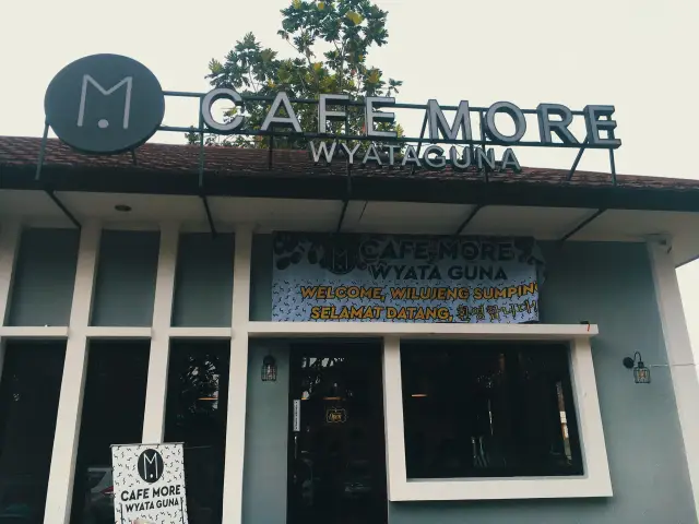 Gambar Makanan Cafe More Wyataguna 9