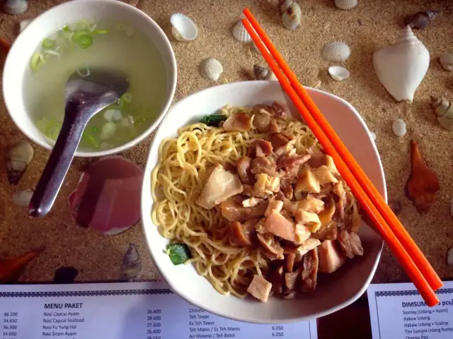 Gambar Makanan REGAL Dim Sum & Mie Ceker 9