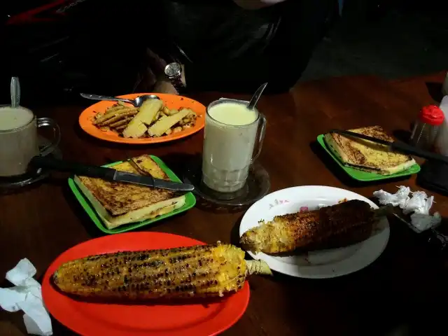 Gambar Makanan Jagung Bakar & STMJ Tawangmangu 12