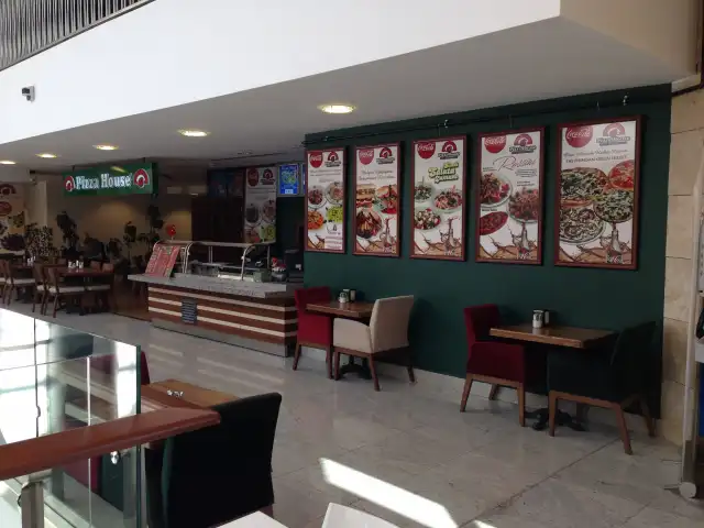 Pizza House'nin yemek ve ambiyans fotoğrafları 1