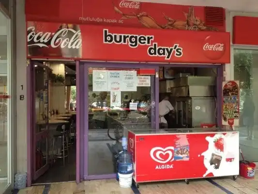 Burger Day&apos;s'nin yemek ve ambiyans fotoğrafları 4