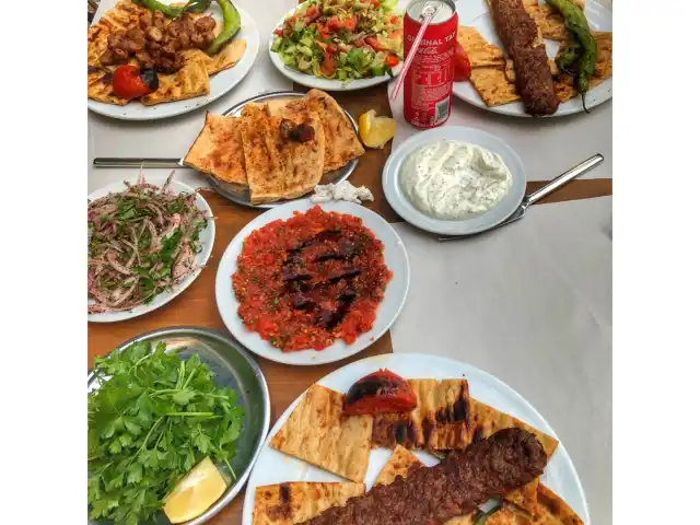 Celal Usta Kebab House'nin yemek ve ambiyans fotoğrafları 14