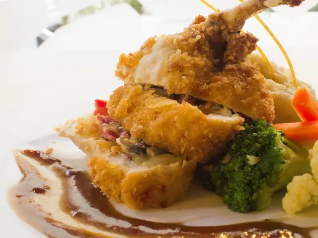 Gambar Makanan Onyx - Best Western Plus Kemayoran Hotel 9