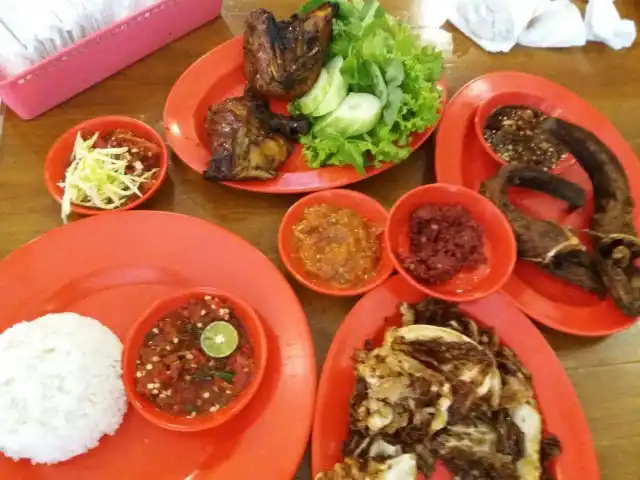 Gambar Makanan Sambal Khas Karmila 14