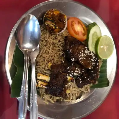 Nasi Kebuli ”Mbah SOLEH”