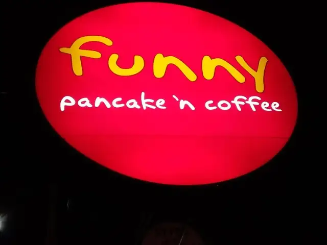 Gambar Makanan Funny Pancake 'n Coffee 9